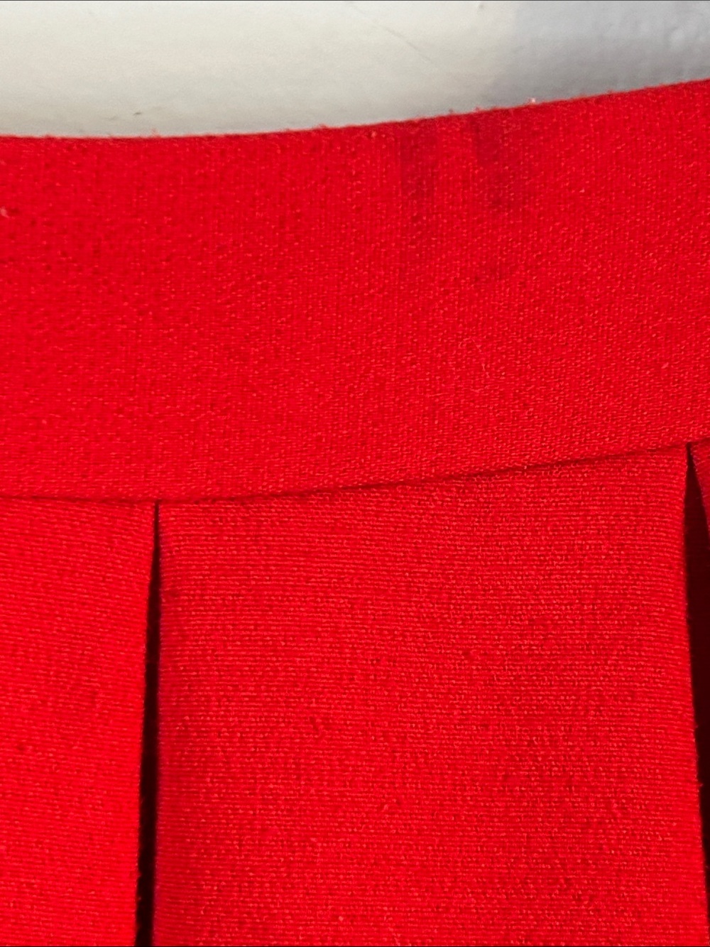 Banana Republic Stylish Bold Red Box Pleated Full A-Line Skirt - Picture 9 of 11